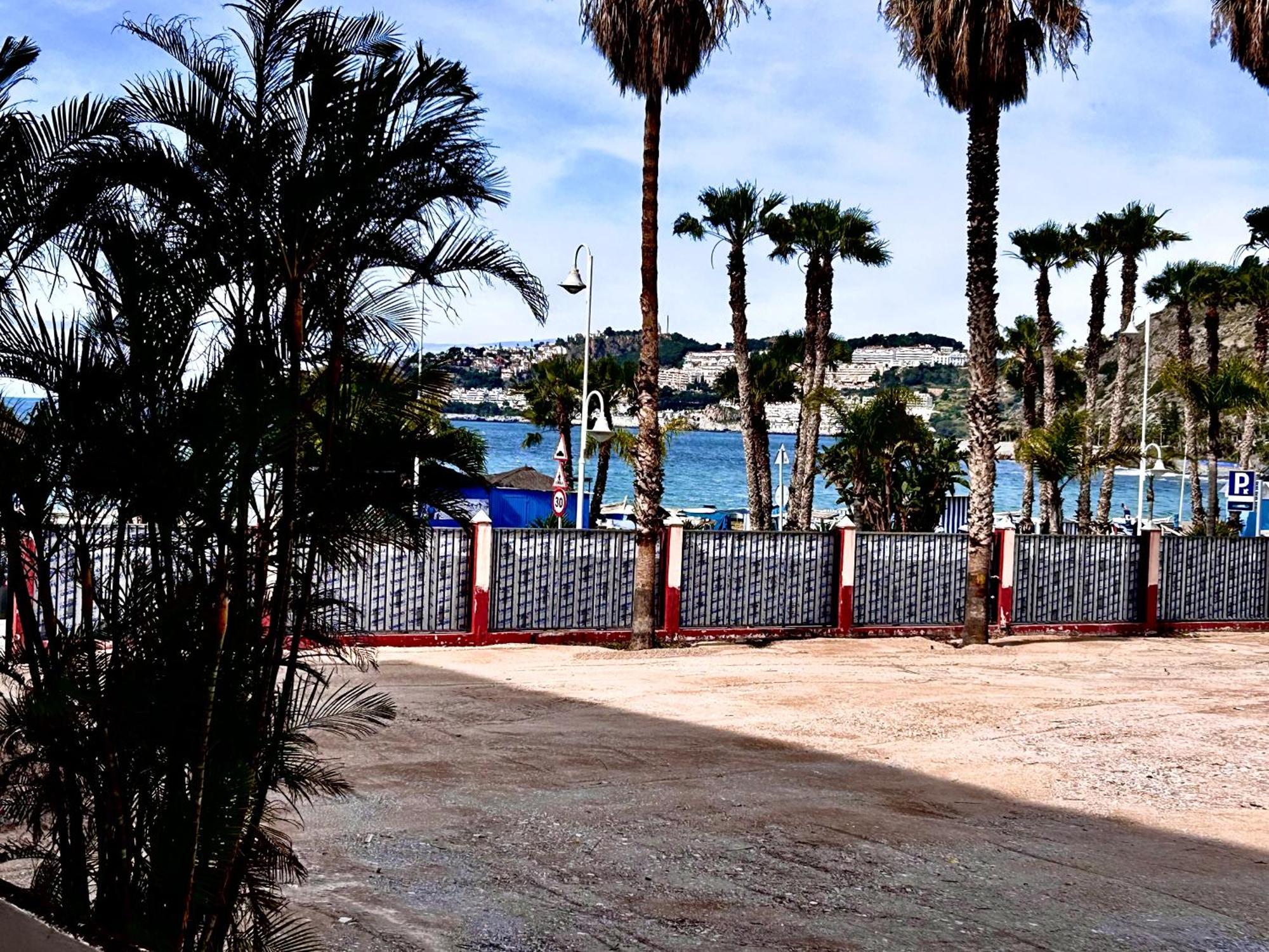 Apartamento 2 Dormitorios En Primera Linea De Playa San Cristobal Almunecar Exterior foto